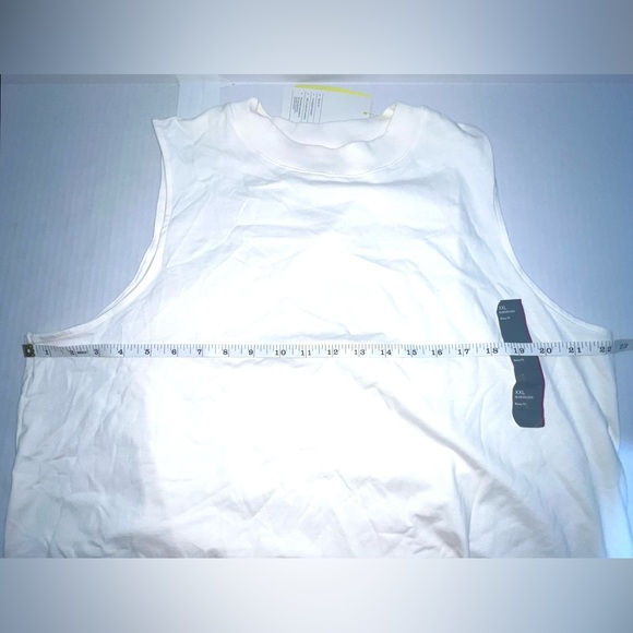 NWT all in motion sleeveless boxy tank top Womens Size XXL Cream - Picture 3 of 10
